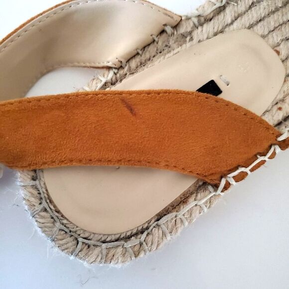 Zara Slingback Espadrilles Women US 6.5-7 EU 37 Faux Suede Mustard Yellow Shoes - Picture 6 of 8